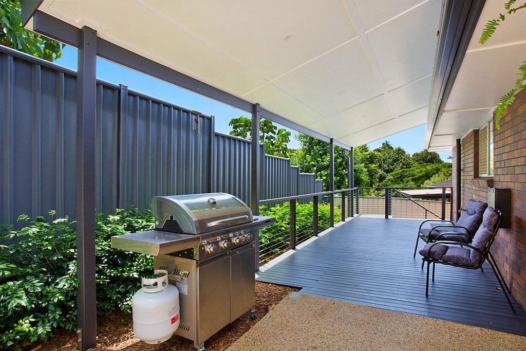 13 Uniacke Drive BANORA POINT 14