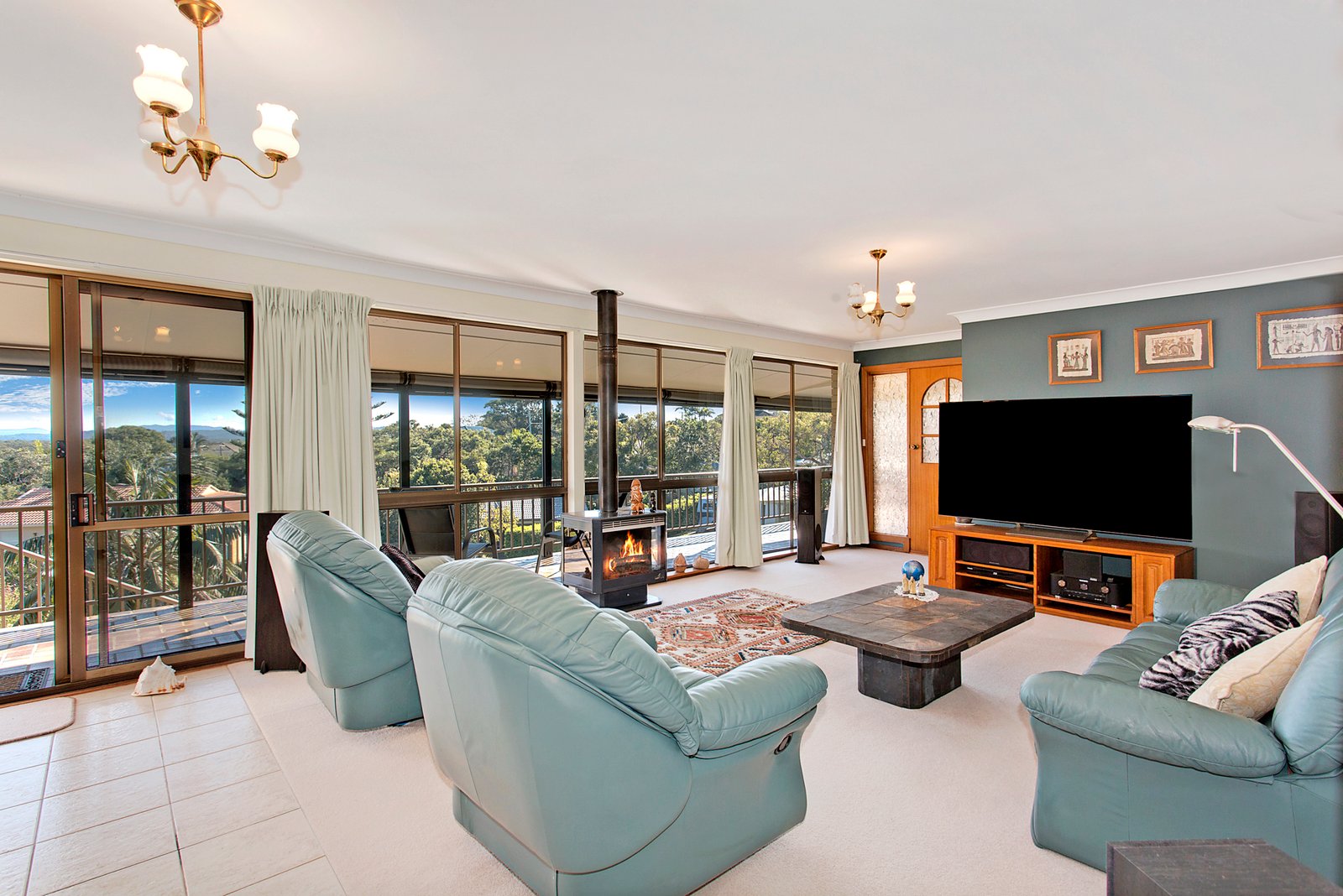 13 Unique Close CAMDEN HEAD 4