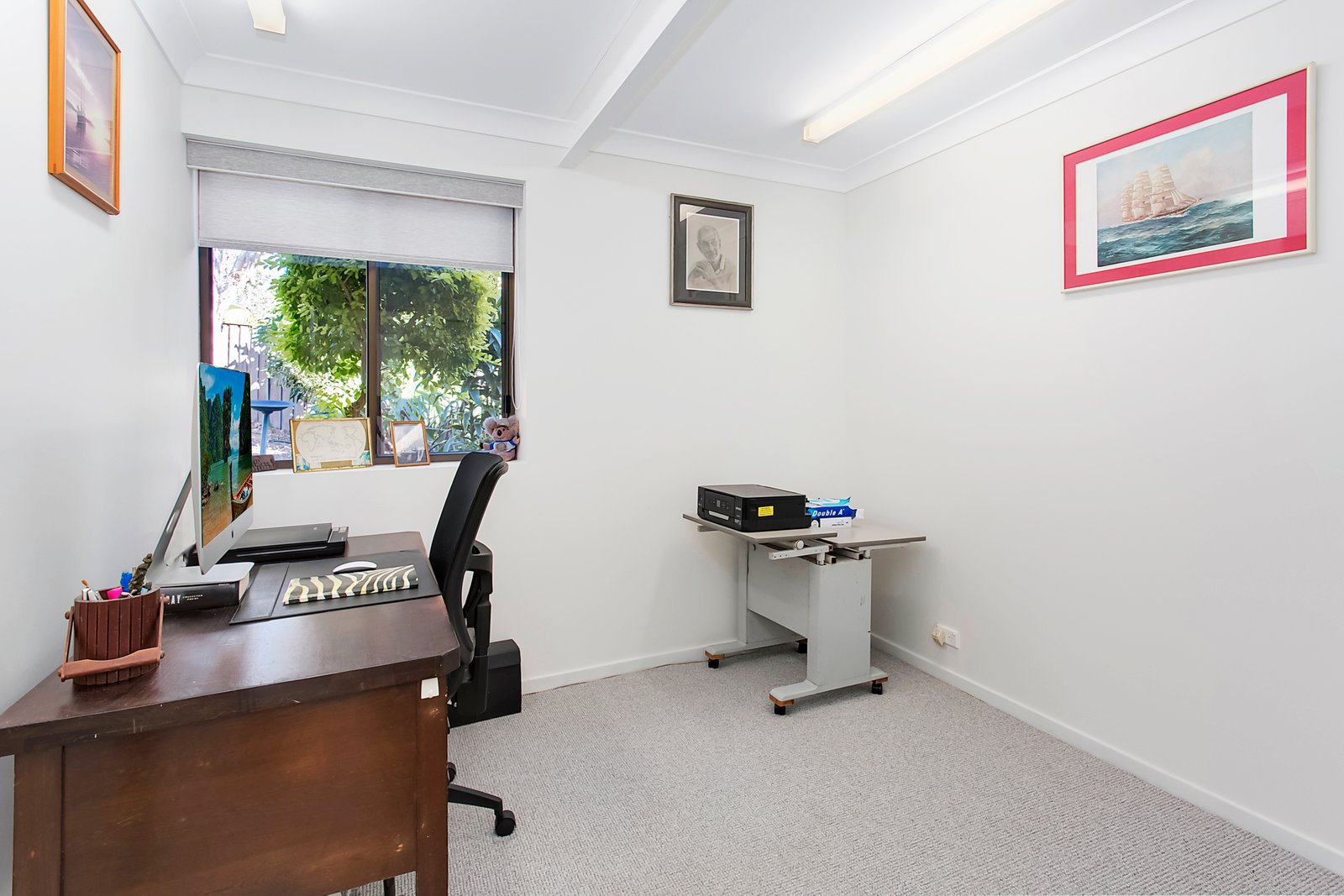 13 Unique Close CAMDEN HEAD 16