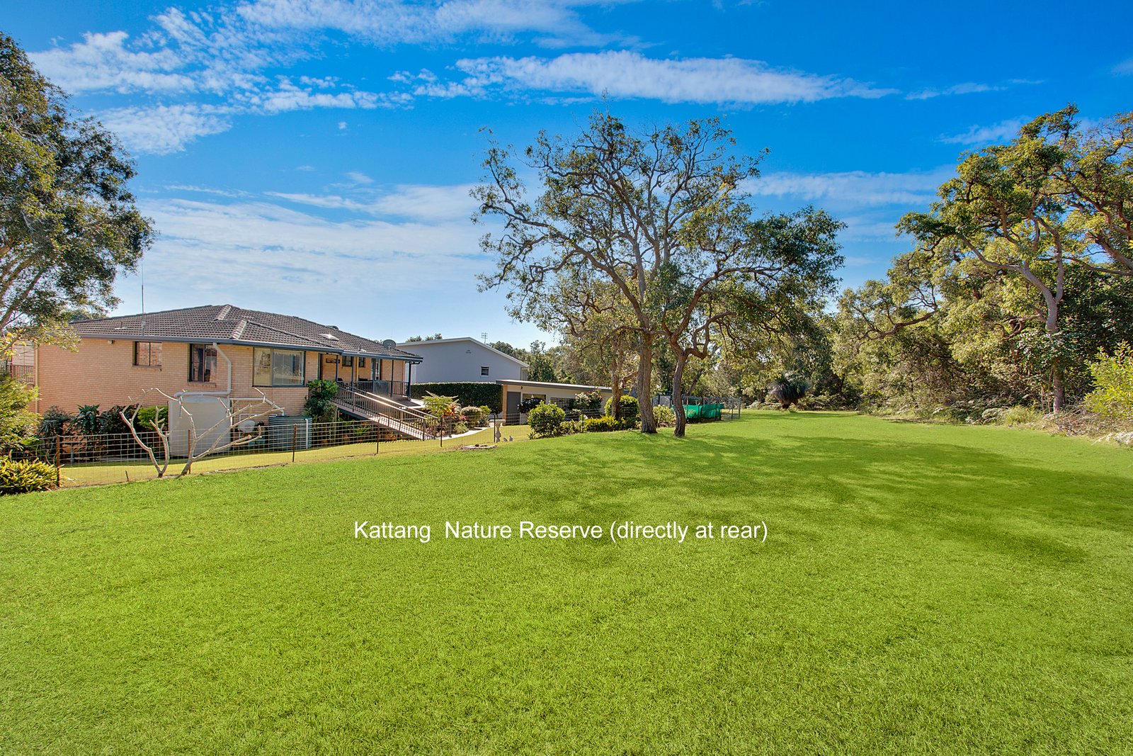 13 Unique Close CAMDEN HEAD 21