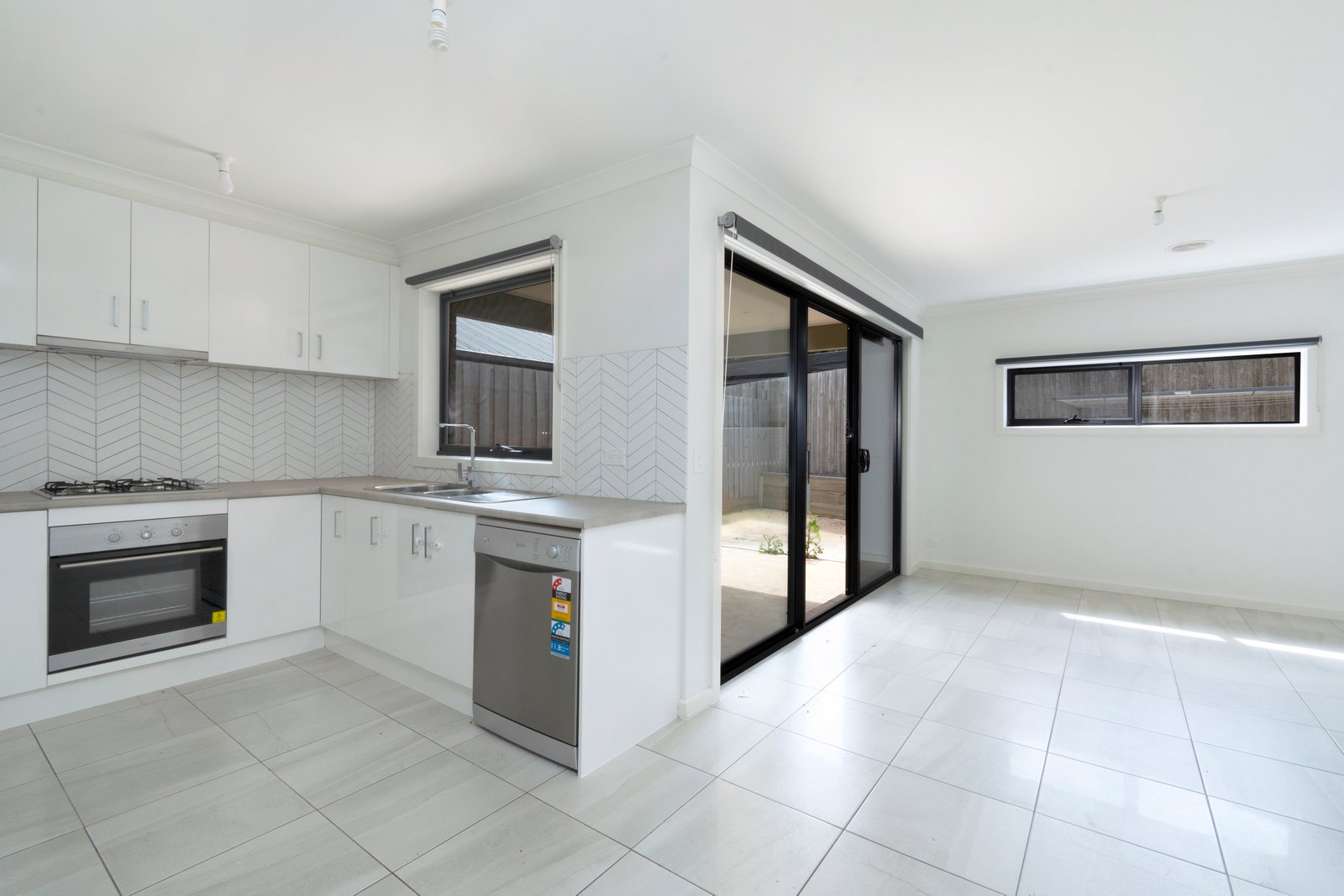 Gallery: 1/3 Universal Court