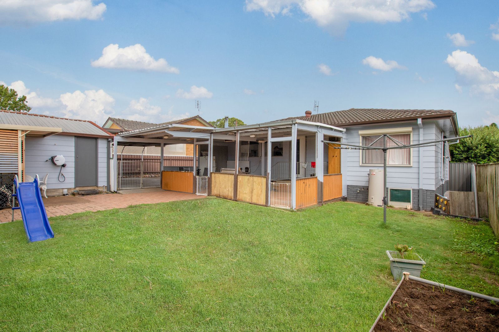 13 Valentia Parade TENAMBIT 14