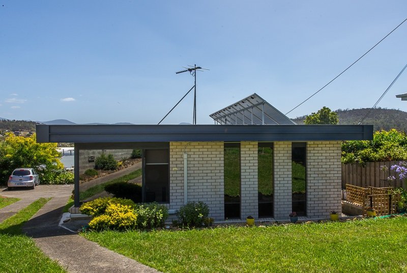 1/3 Veronica Street BELLERIVE 1