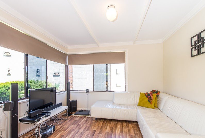 1/3 Veronica Street BELLERIVE 5