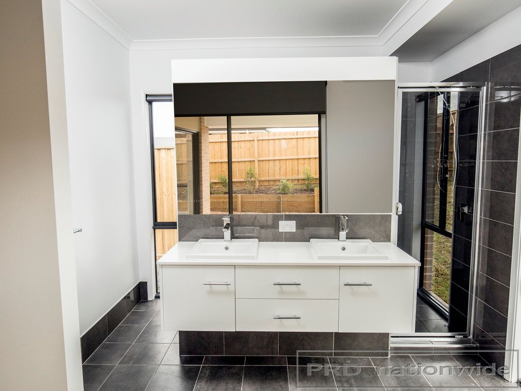 13 Vine Street CHISHOLM 4