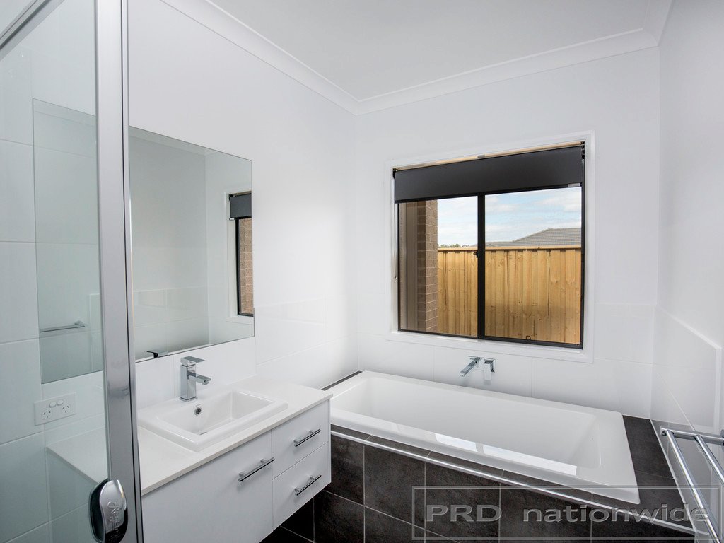 13 Vine Street CHISHOLM 7
