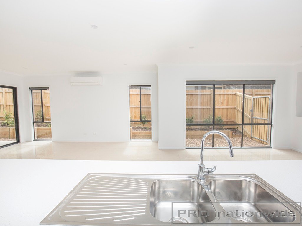 13 Vine Street CHISHOLM 12