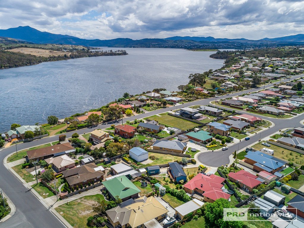 13 Voss Court OLD BEACH 16