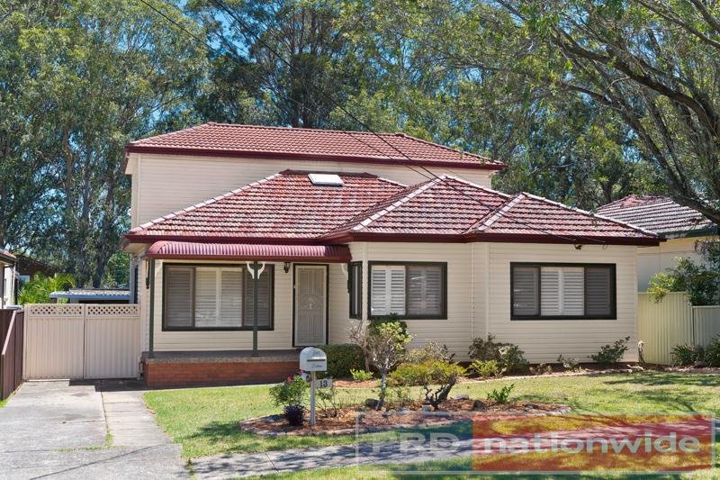13 Wall Avenue PANANIA 1
