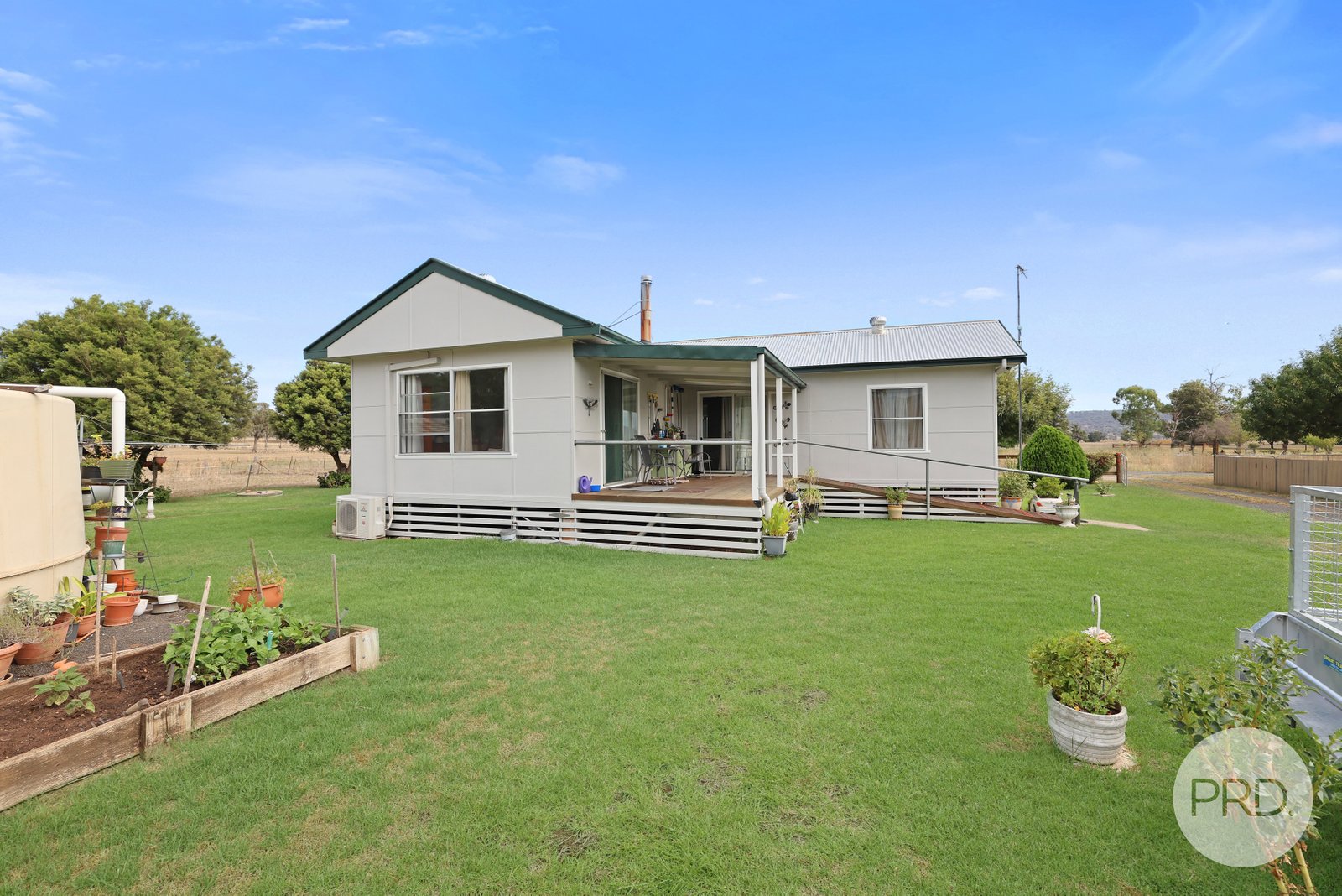 13 Warrah Street WILLOW TREE 2