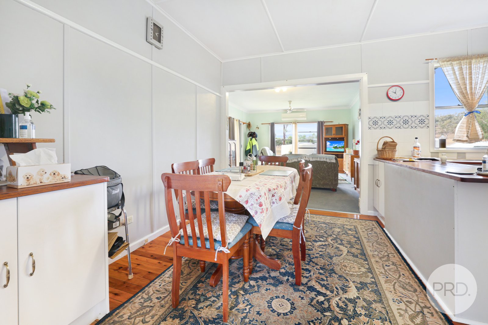 13 Warrah Street WILLOW TREE 6