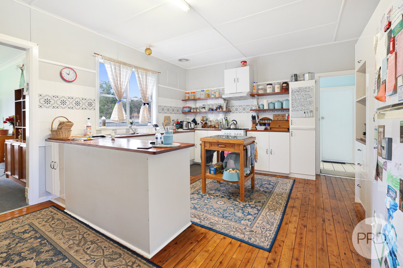 13 Warrah Street WILLOW TREE 9