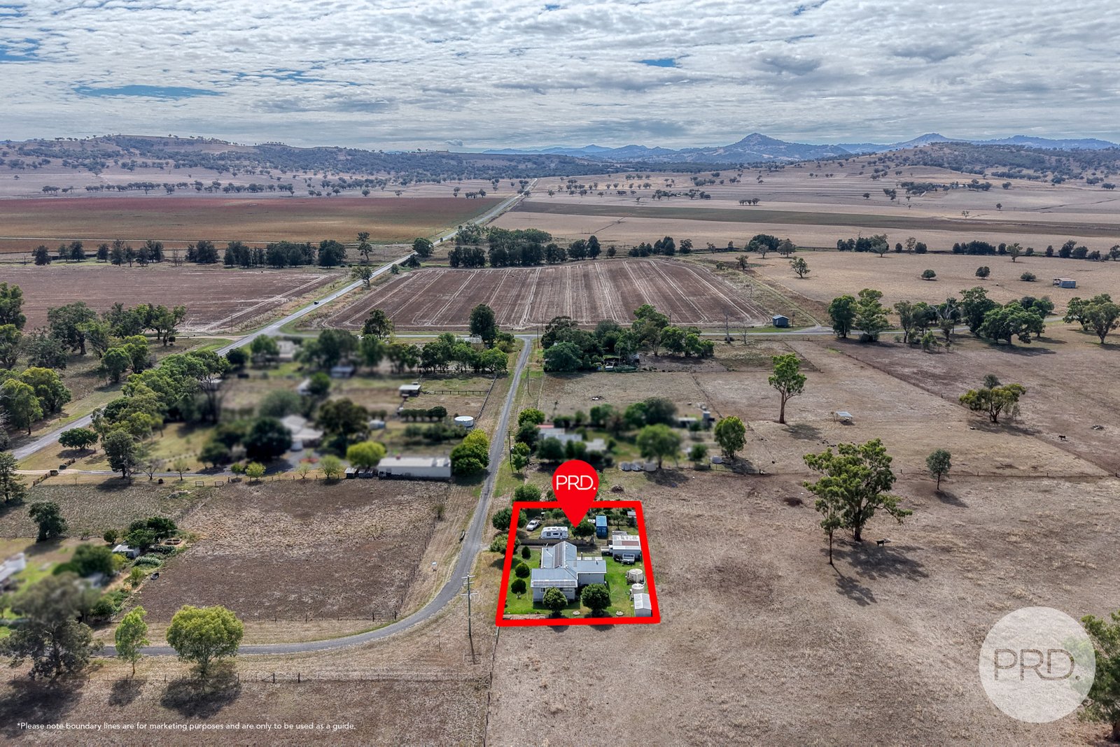 13 Warrah Street WILLOW TREE 23