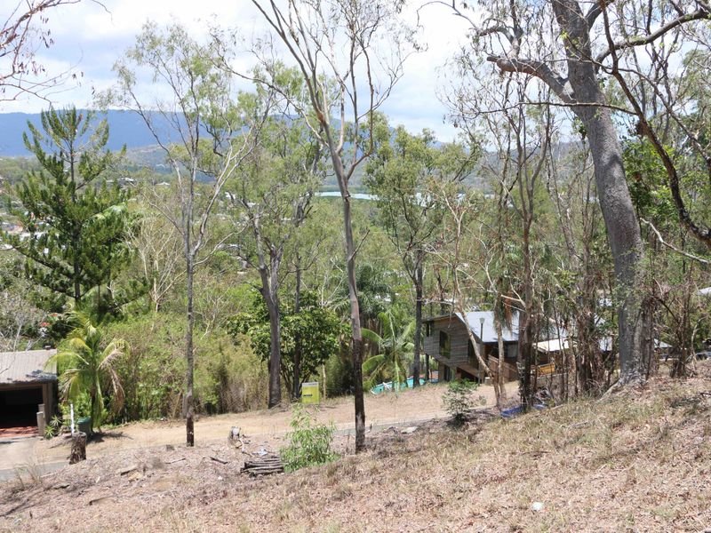 13 Warruga Street CANNONVALE 5