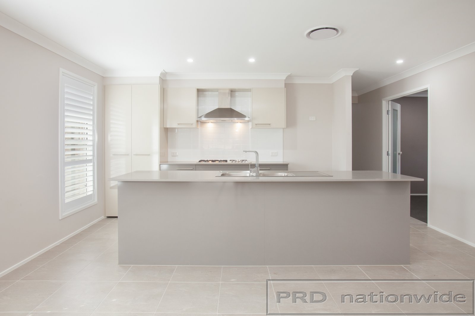 13 Watervale Circuit CHISHOLM 6