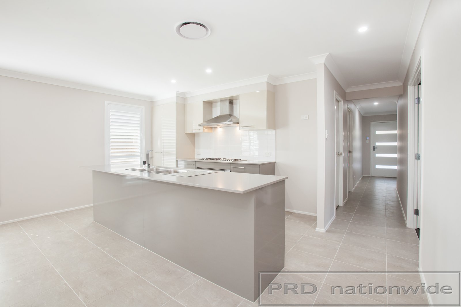 13 Watervale Circuit CHISHOLM 7