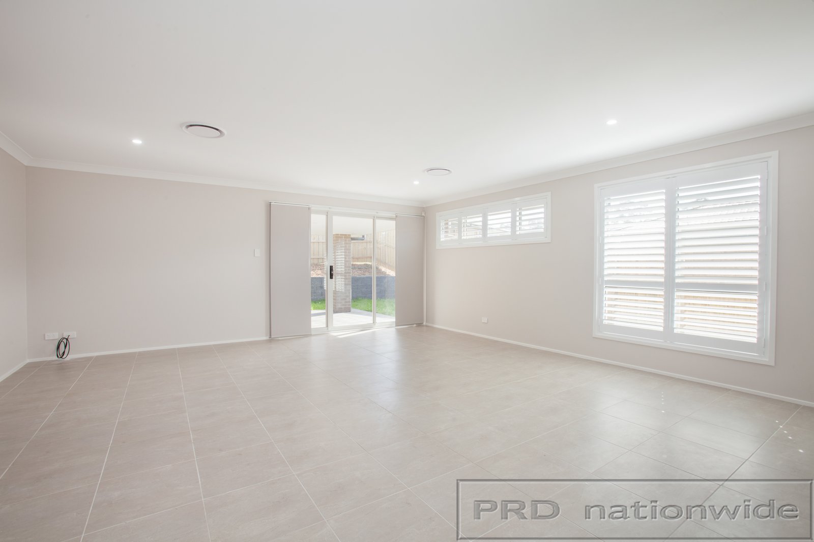 13 Watervale Circuit CHISHOLM 8