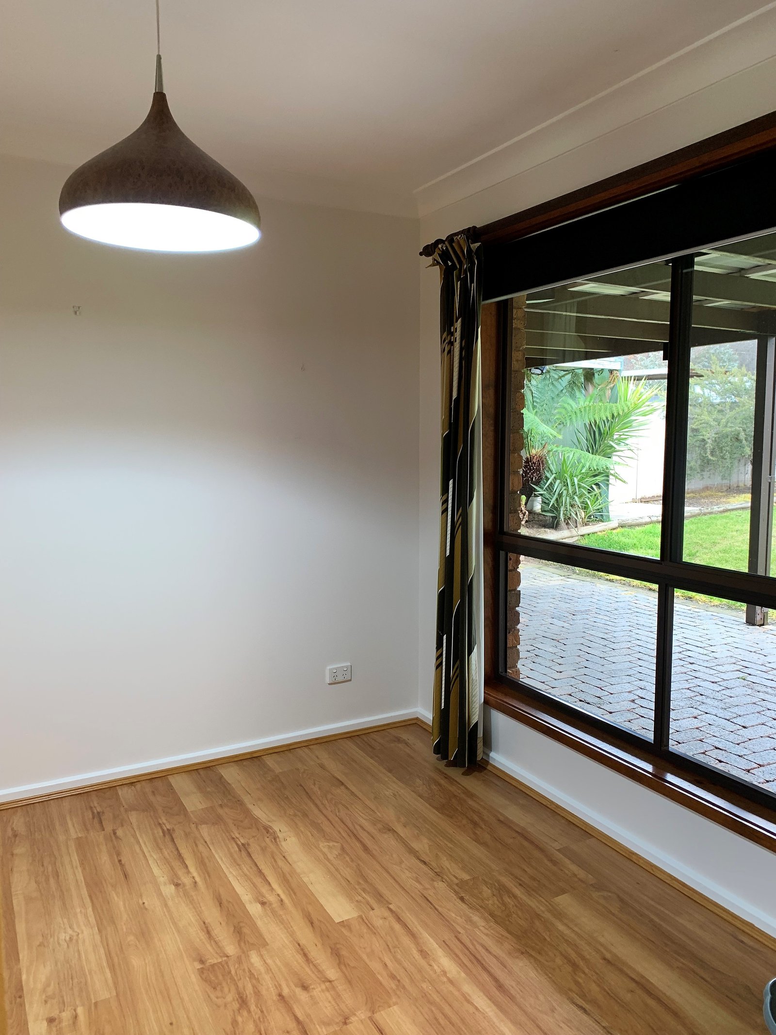 13 Wattle Crescent TUMUT 7