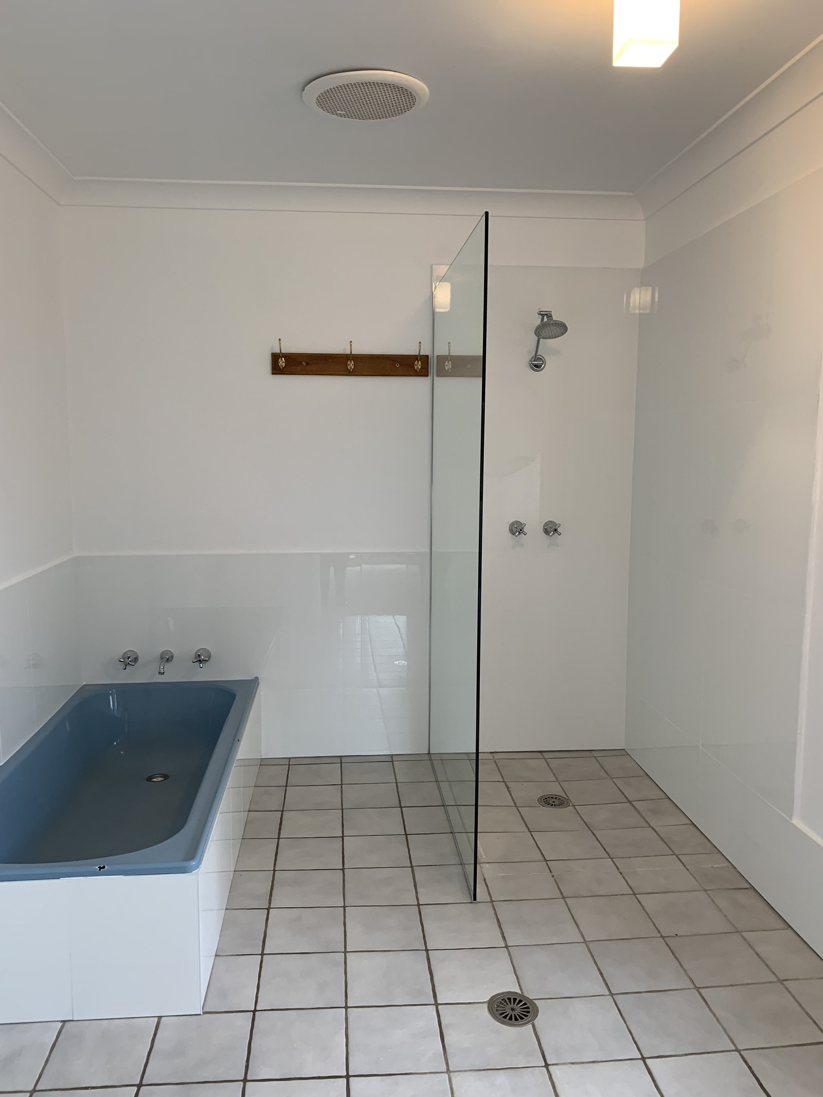 13 Wattle Crescent TUMUT 12