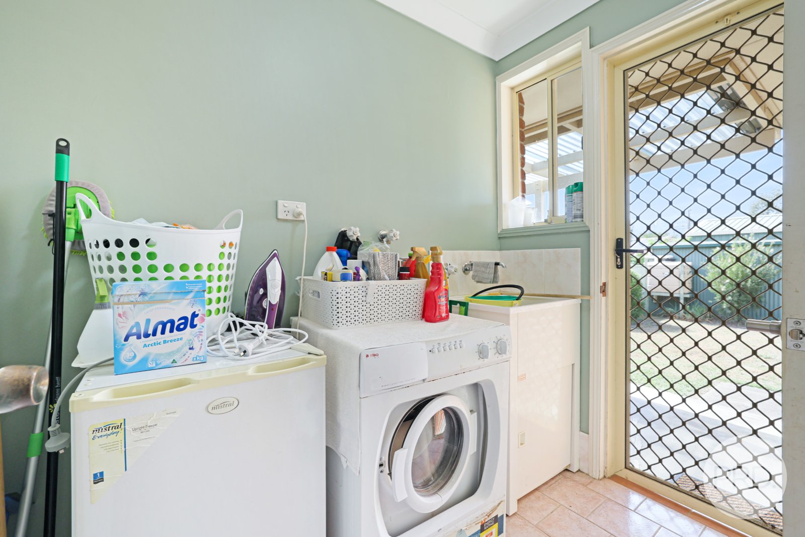 1/3 Wattle Street KOOTINGAL 14