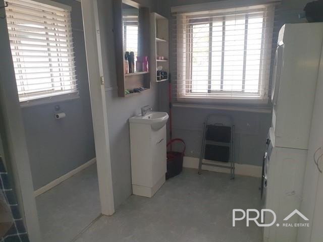 13 Westh Street UNDERBOOL 10