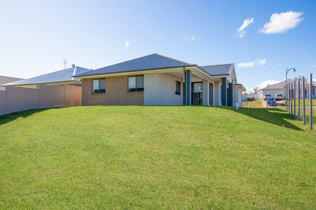 13 Wethered Corner NORTH ROTHBURY 7