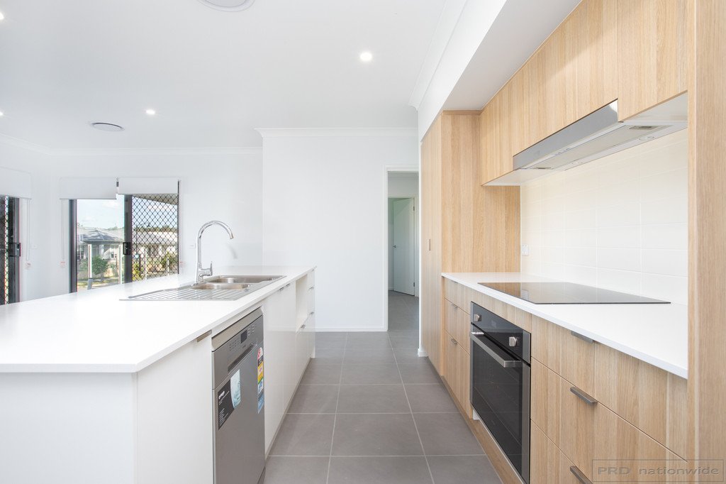 13 Wethered Corner NORTH ROTHBURY 10