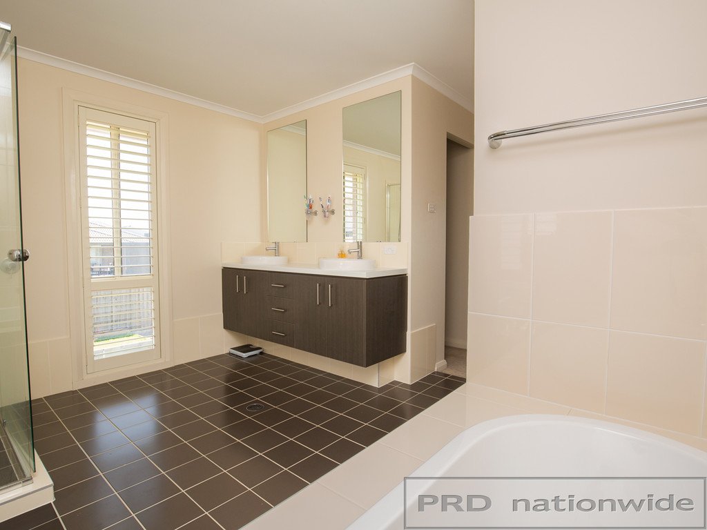 13 Whitewater Street CHISHOLM 13