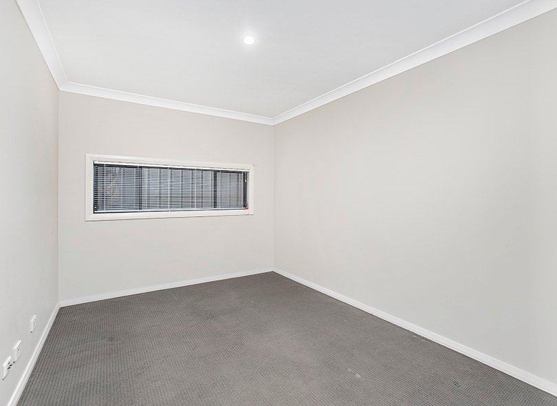 13 Wholahan Avenue HORSLEY 8