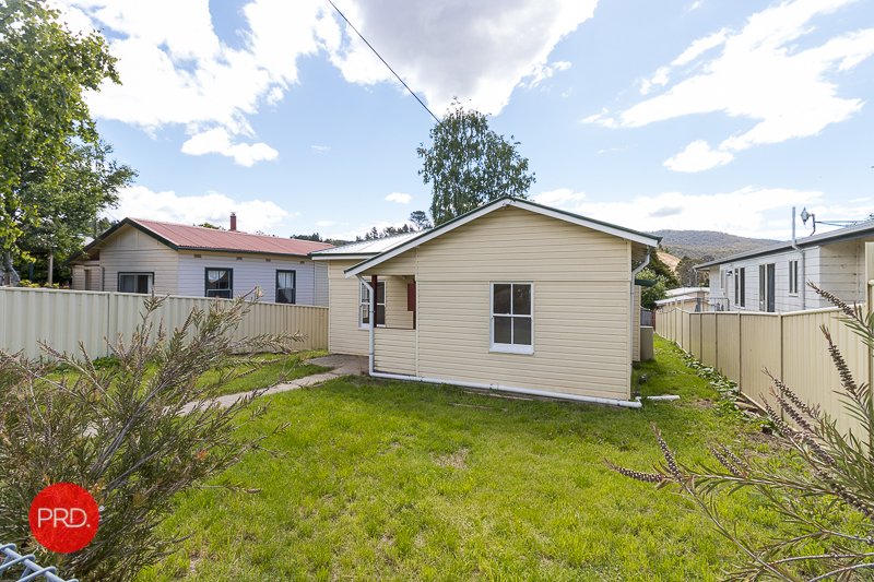 13 Wilga Street CAPTAINS FLAT 2