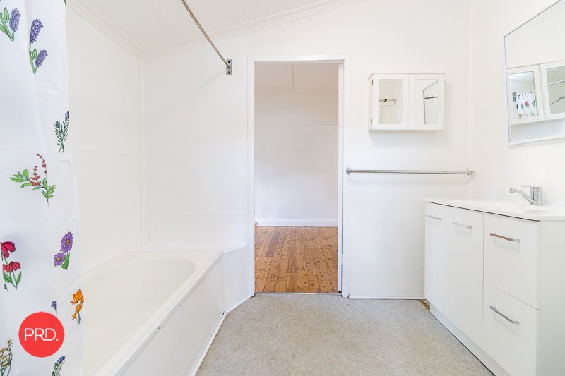 13 Wilga Street CAPTAINS FLAT 8