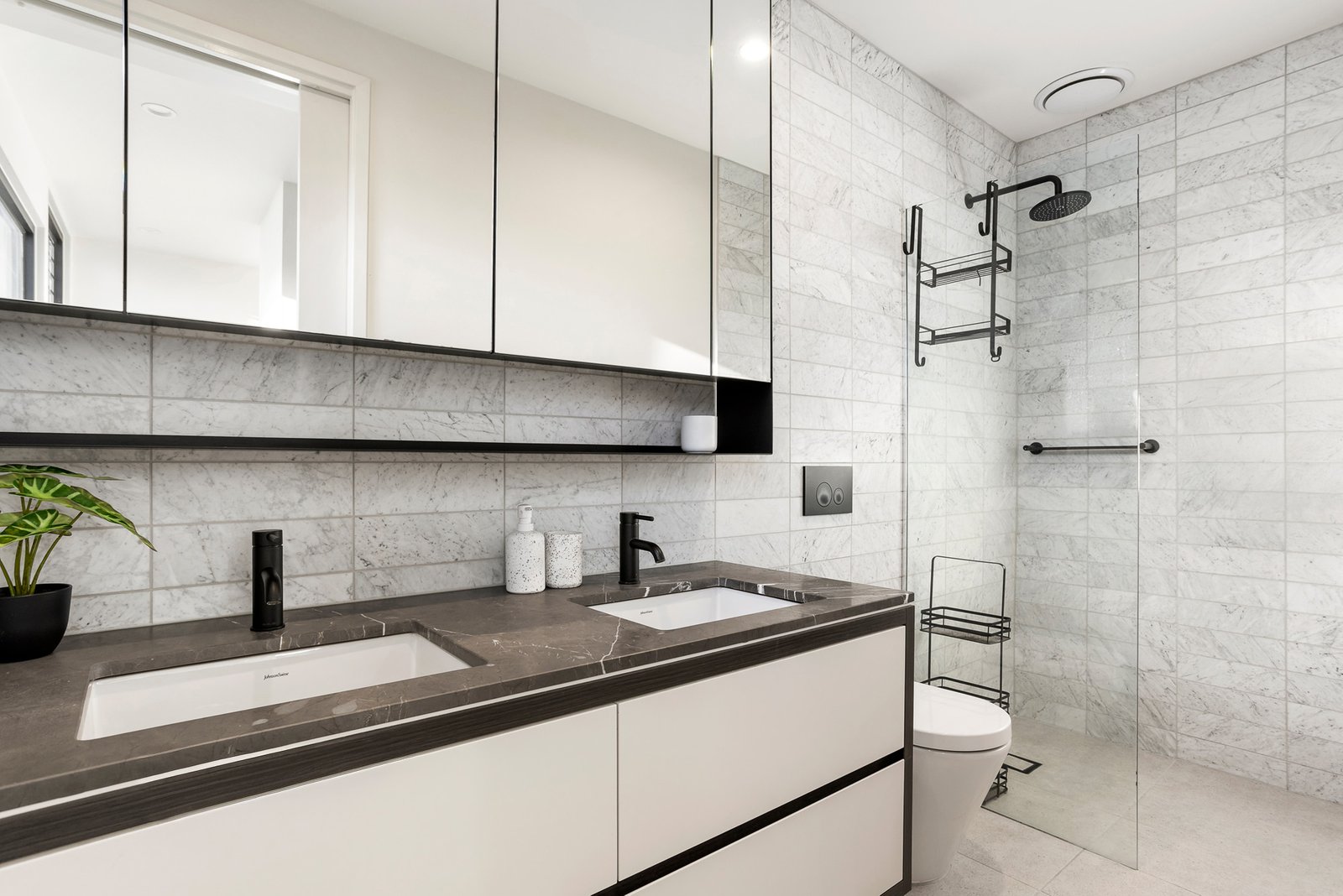 Real Estate and Property in 1/3 Wilks Street, Caulfield North, VIC