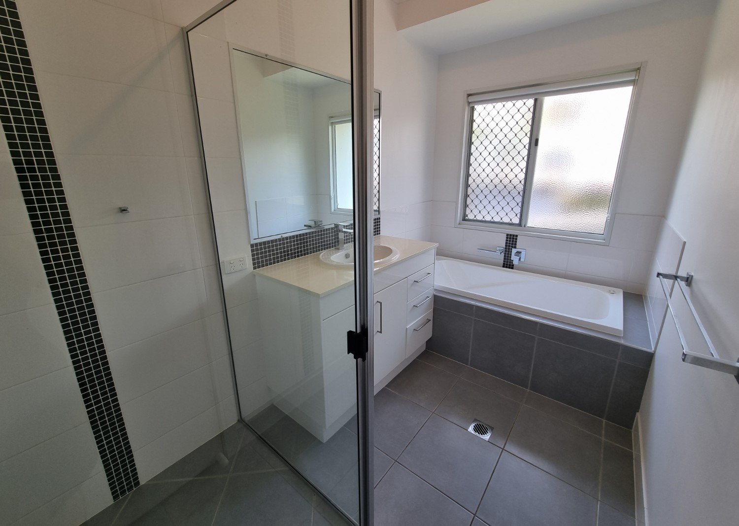 13 Windjana Court NEW AUCKLAND 11