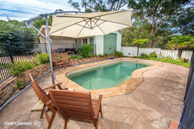 13 Windward Close CORLETTE 12