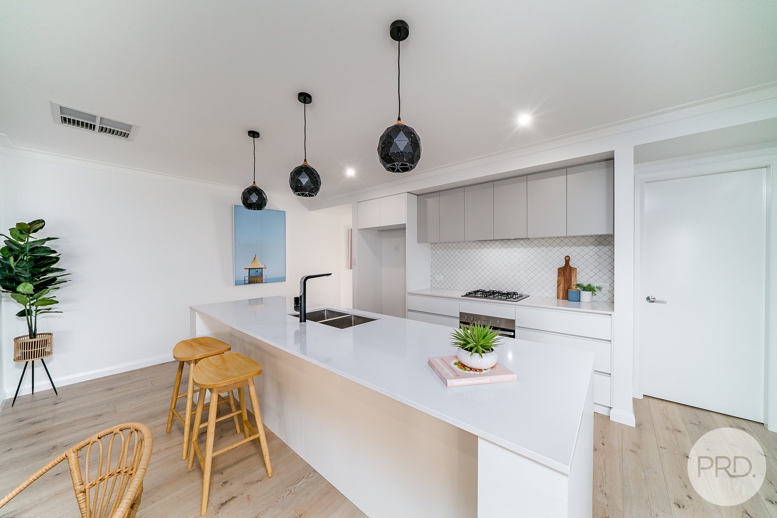 13 Wiveon Street GOBBAGOMBALIN 9