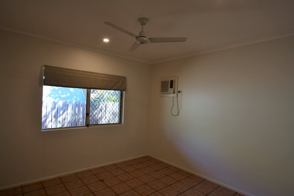 13 Woods Drive CABLE BEACH 10