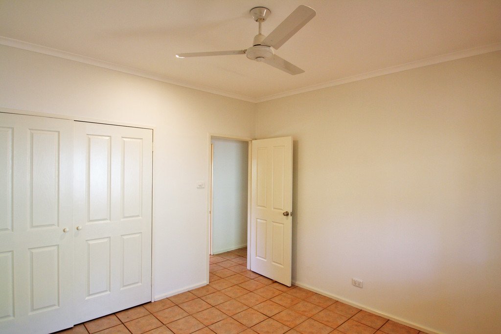 13 Woods Drive CABLE BEACH 11