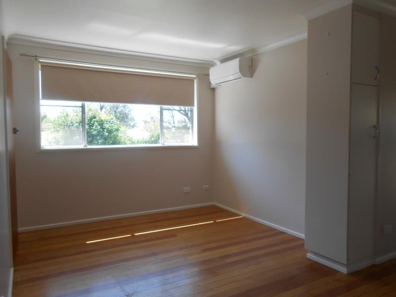 1/3 Woodstock Street TAMWORTH 2