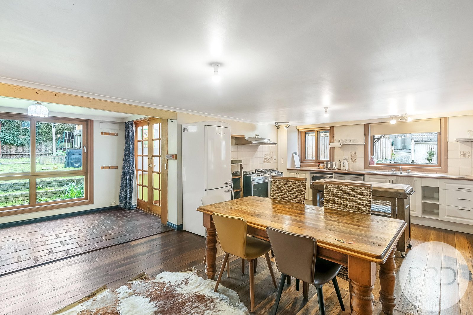 13 Wynyard Street SOUTH HOBART 3