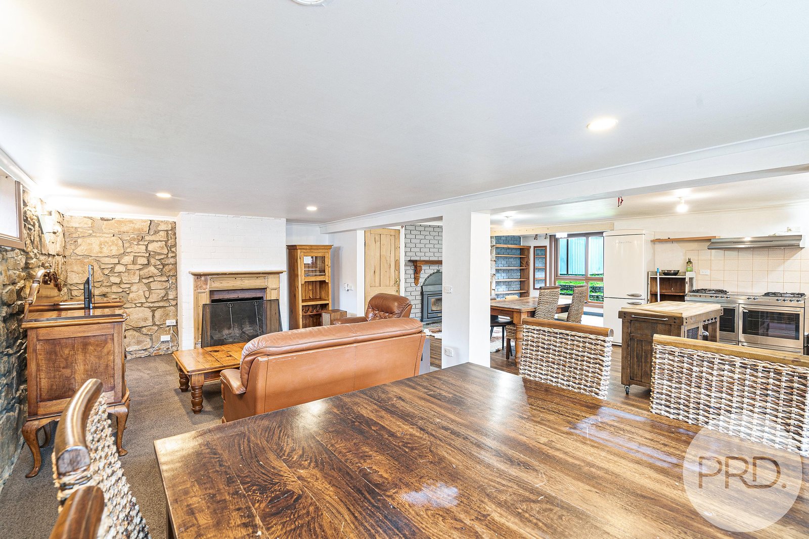 13 Wynyard Street SOUTH HOBART 4