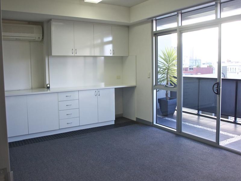 Gallery: 13 Yarra Street