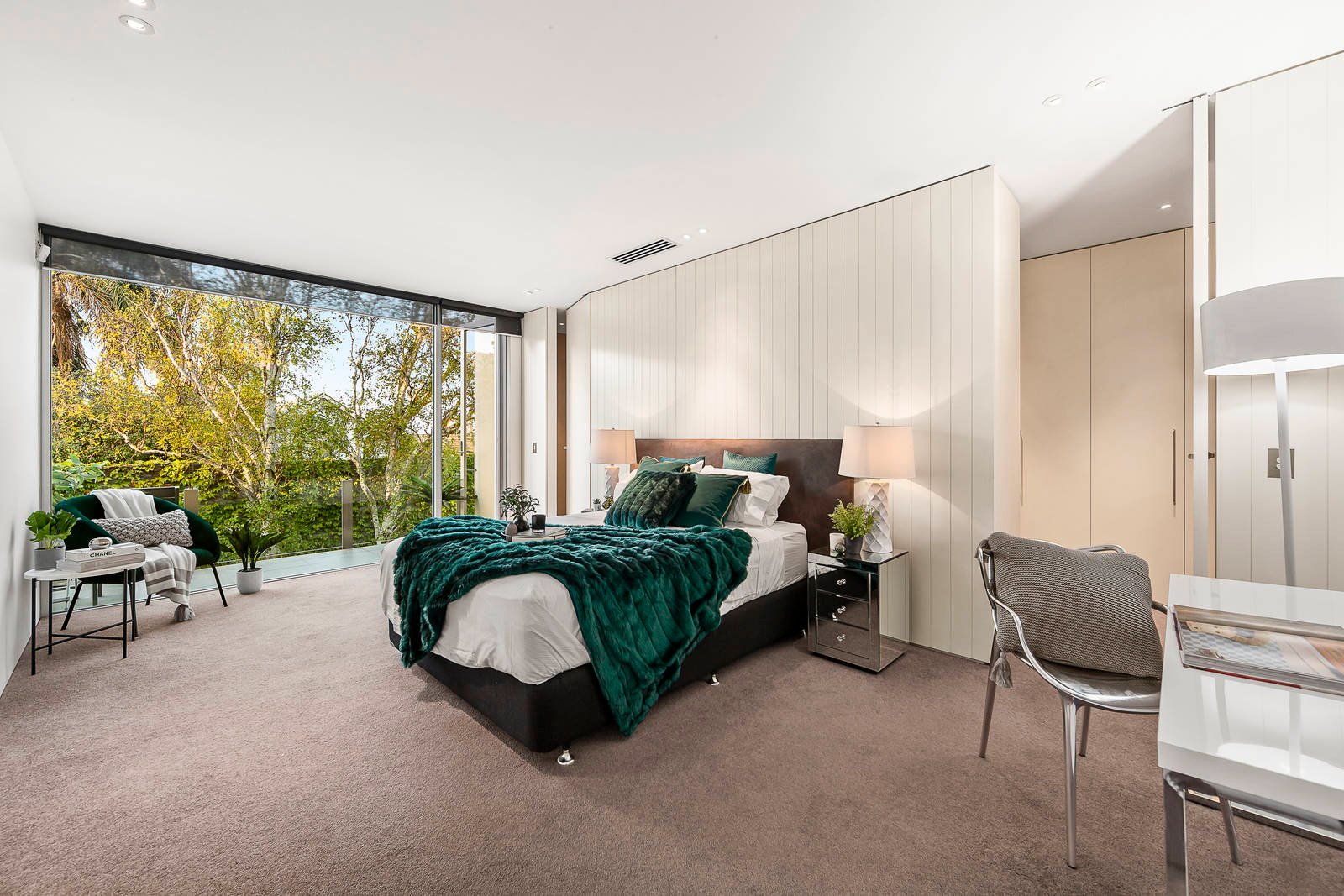 Real Estate and Property in 130-134 George Street, East Melbourne, VIC