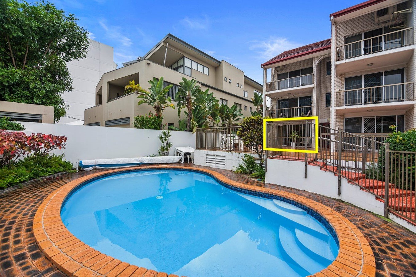 1/30-32 Armrick Avenue BROADBEACH 10