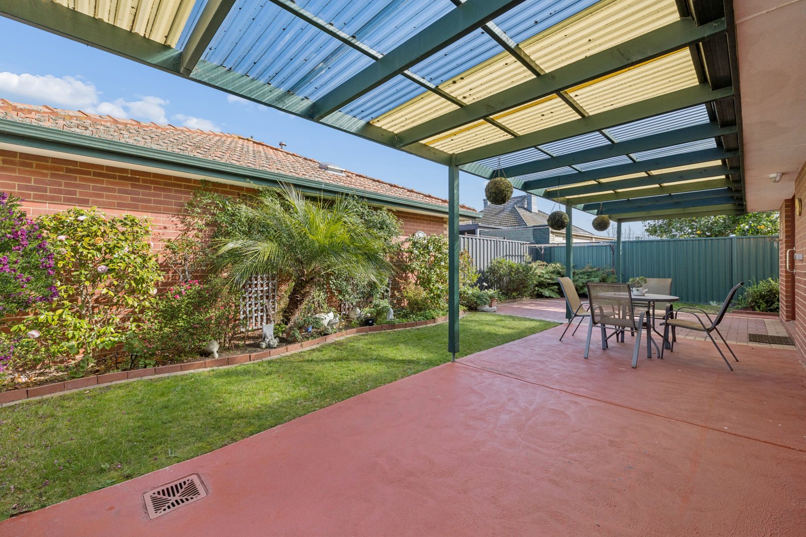 Gallery: 1/30-32 Kingston Drive