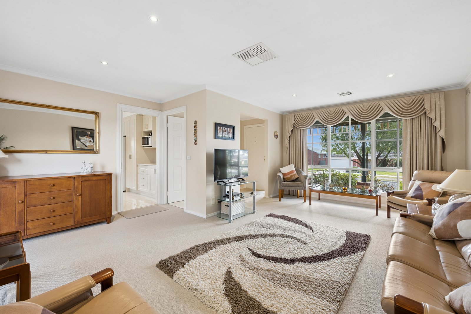 Gallery: 1/30-32 Kingston Drive