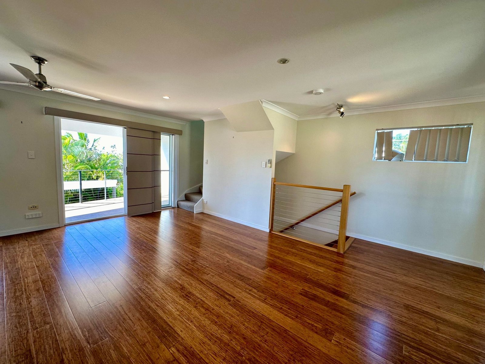 1/30 Beach Avenue TANNUM SANDS 6