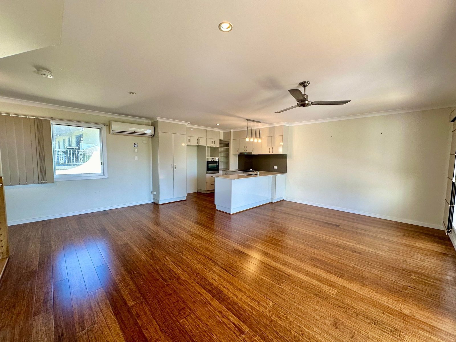 1/30 Beach Avenue TANNUM SANDS 7