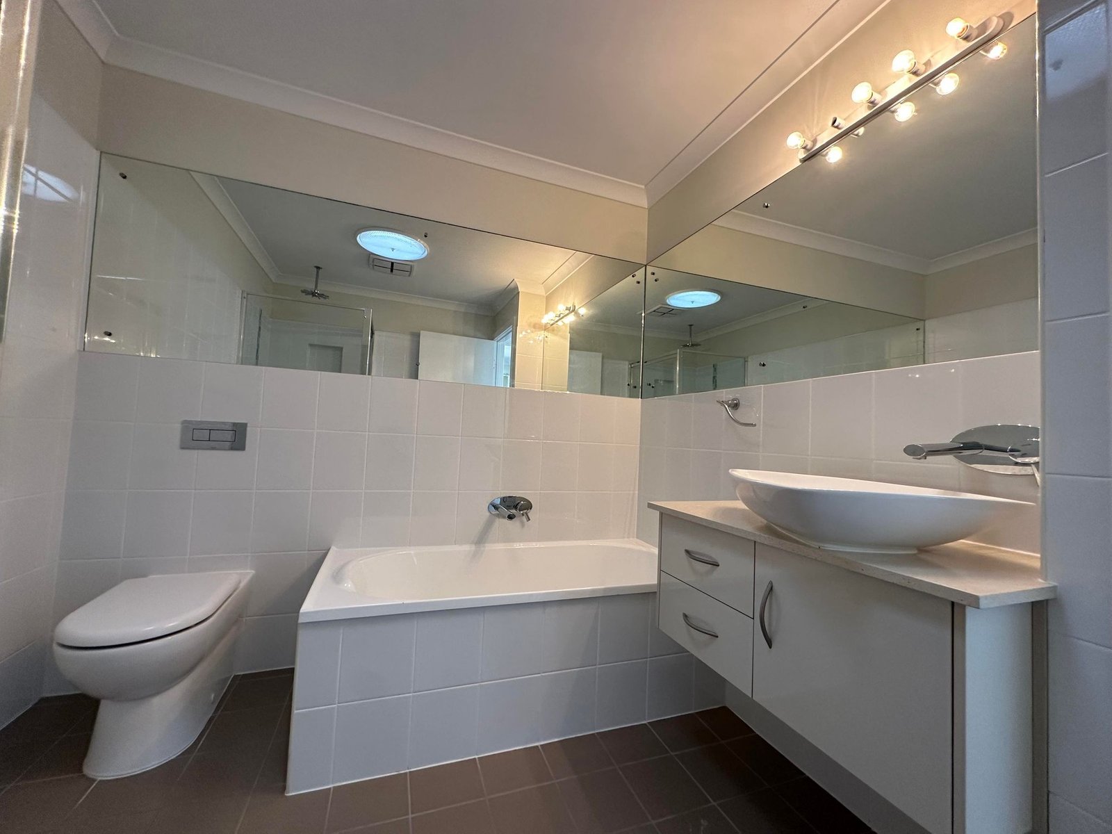 1/30 Beach Avenue TANNUM SANDS 16