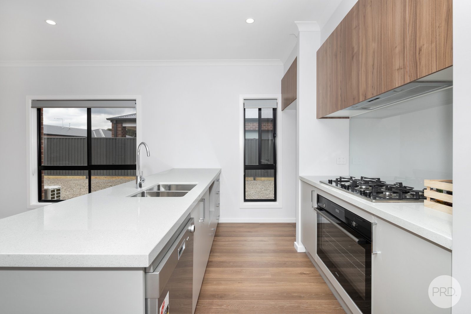 130 Birdwood Avenue SEBASTOPOL 5