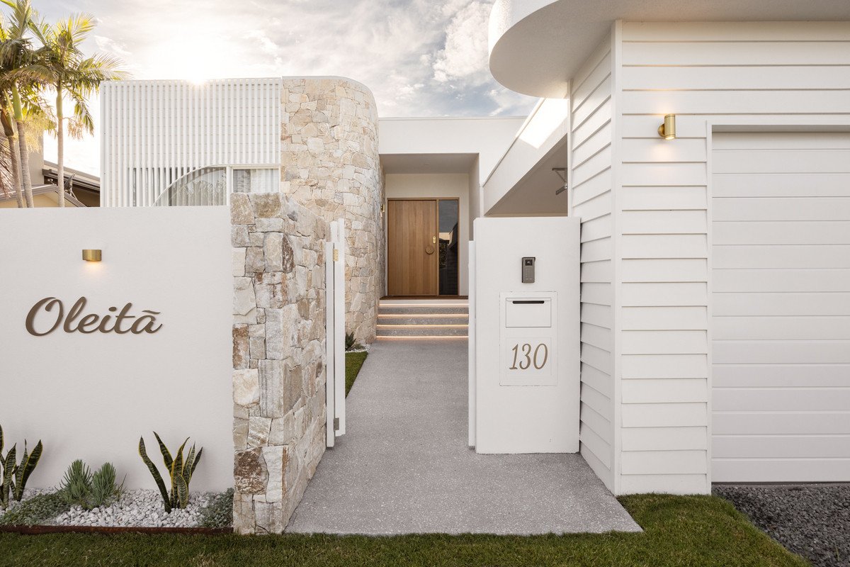 130 Christine Avenue Burleigh Waters 2